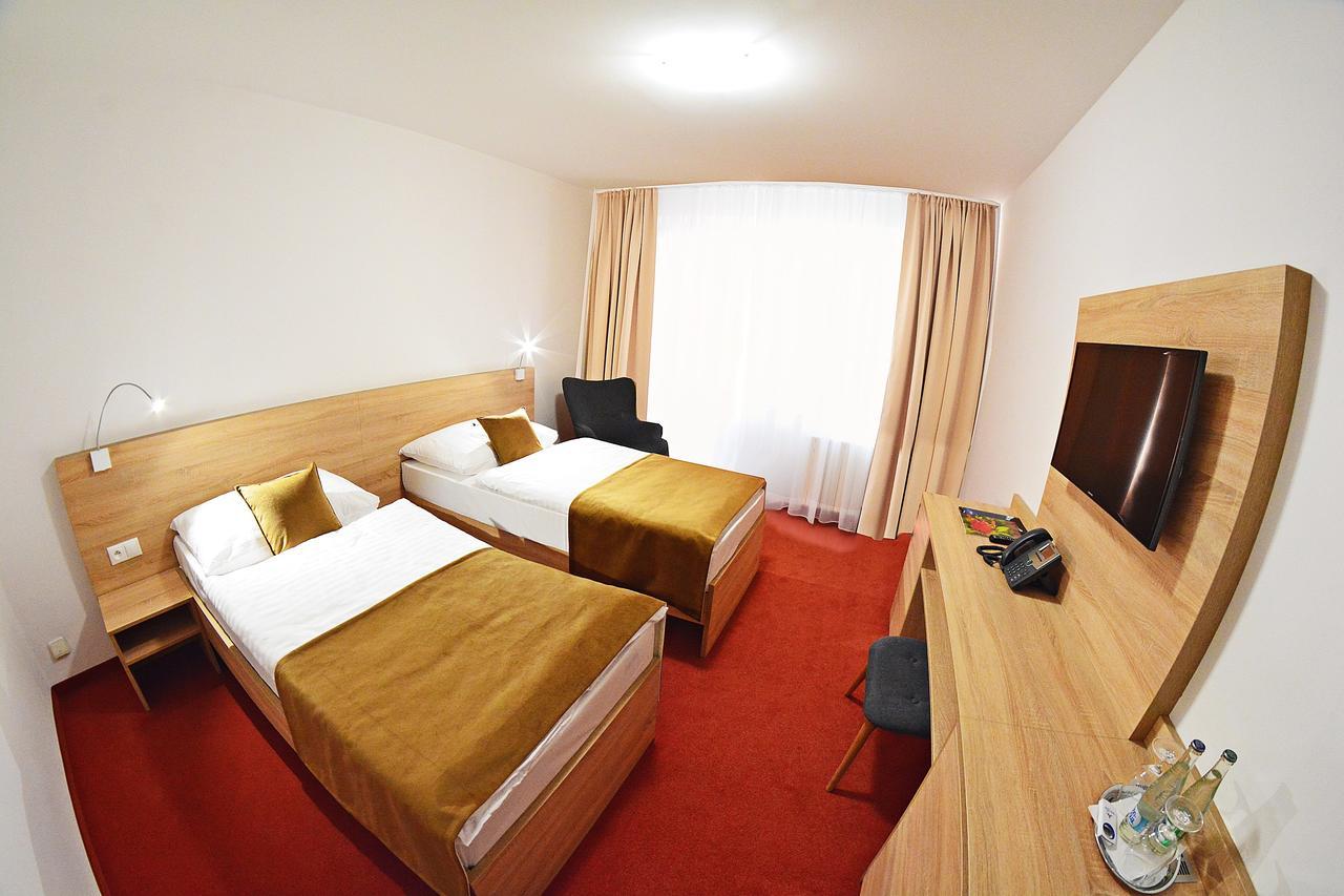 Alexandra Sport Hotel Púchov Eksteriør bilde