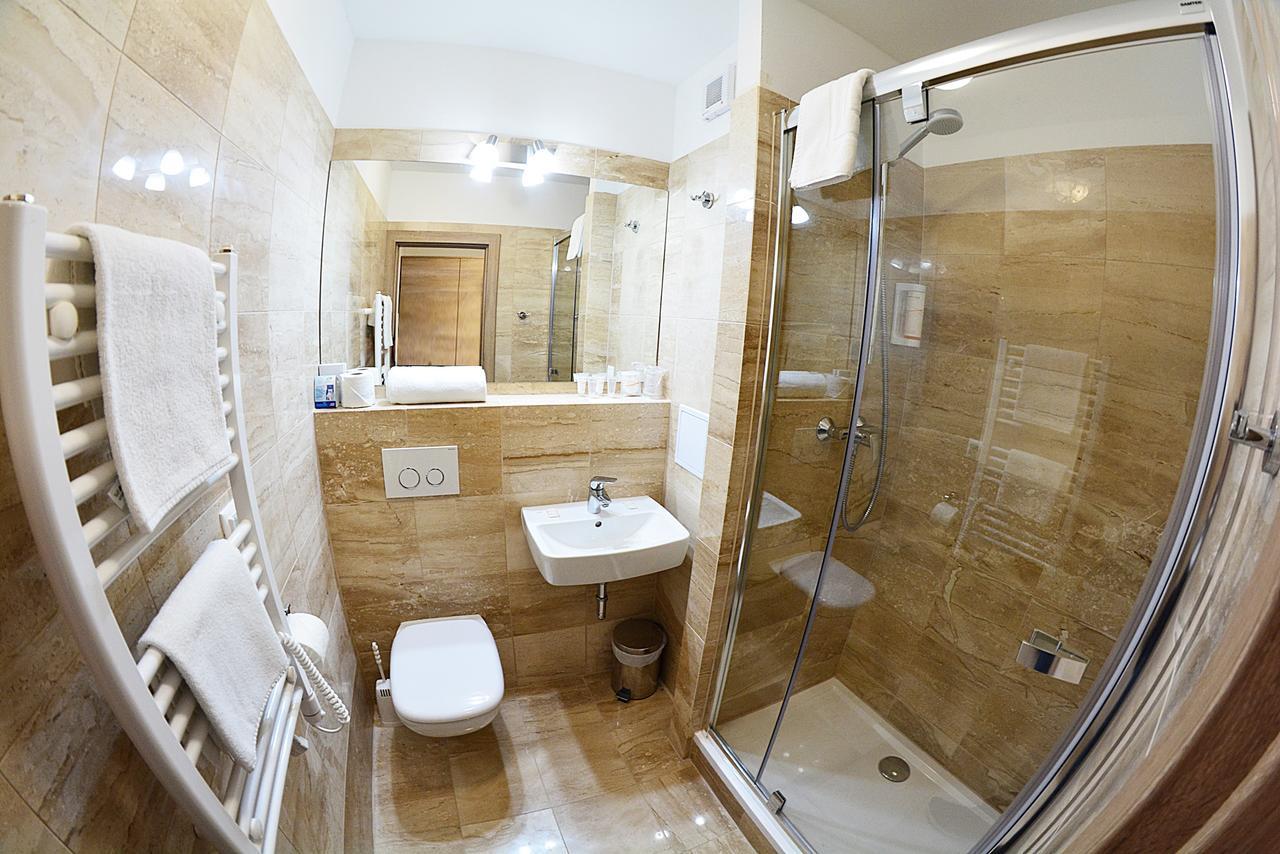 Alexandra Sport Hotel Púchov Eksteriør bilde
