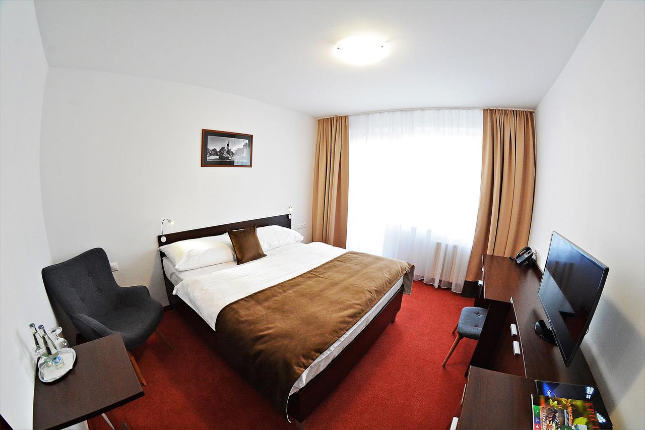 Alexandra Sport Hotel Púchov Eksteriør bilde